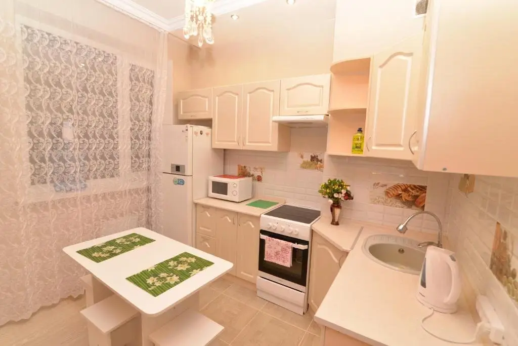 Астана: Apartamienty Na Ulitsie Turkiestan, 10