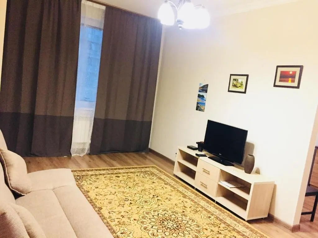 Астана: Apartment on Ye49 1