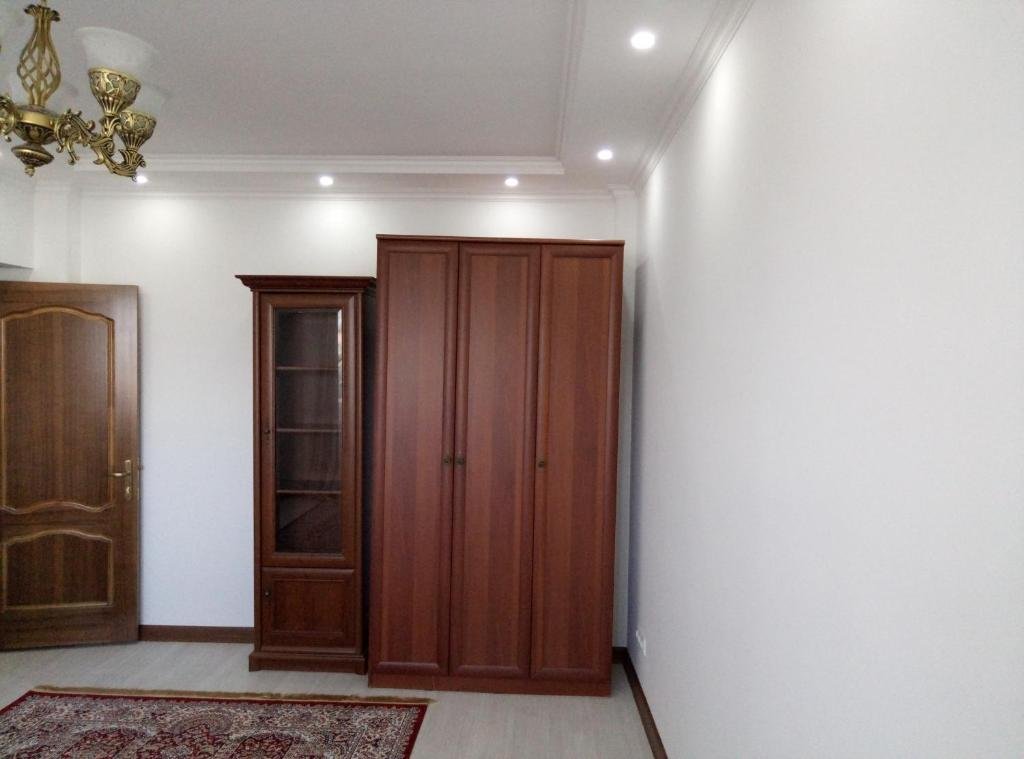 Алматы: 250 Rozybakieva Street