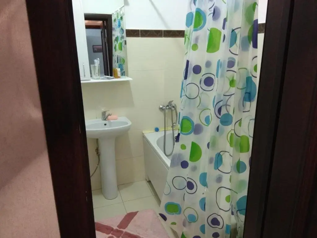 Астана: Apartment on Turkestan 30/1