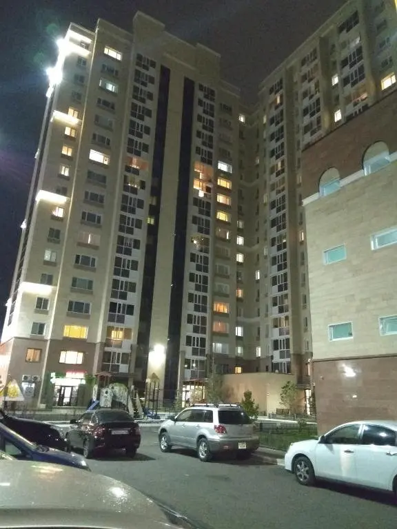 Астана: Apartment on Turkestan 30/1