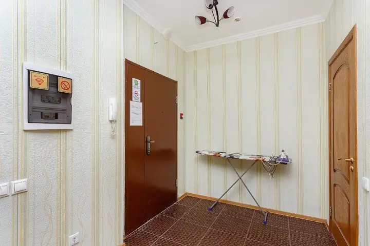 Астана: Apartment at Dostyk 5/1, 20 floor