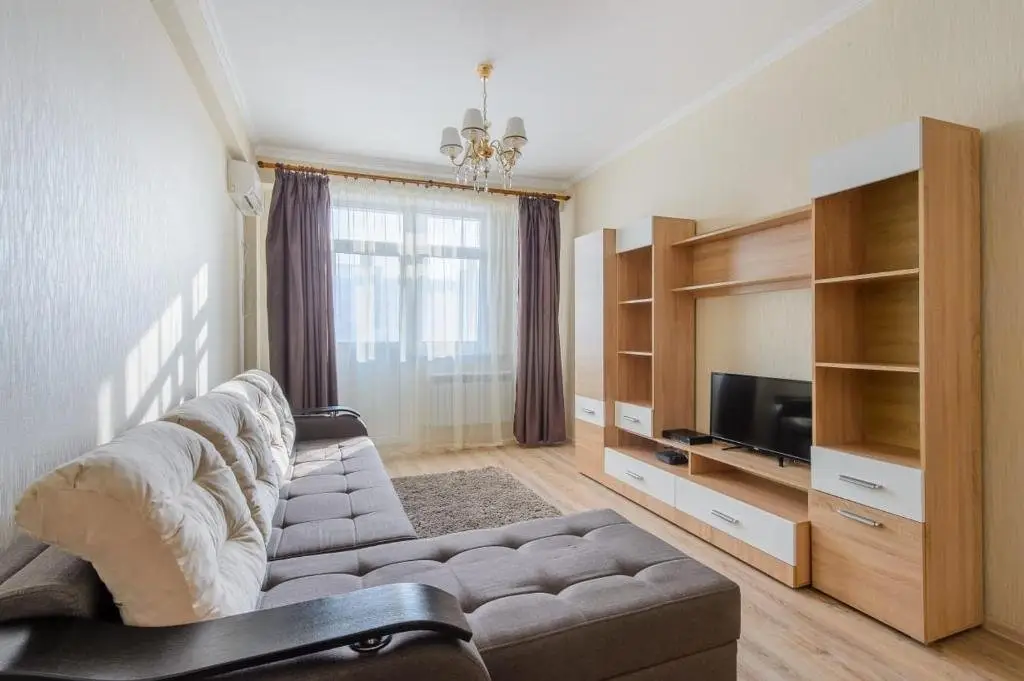 Алматы: Apartments on Kazybek by 125 1 floor 6