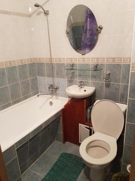 Алматы: Apartments on Nauryzbai Batyr 49/64