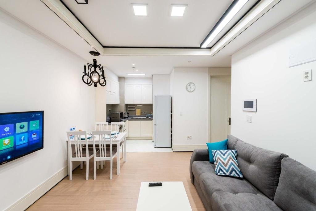 Астана: THEADDRESS HIGHVILL iSHYM 808