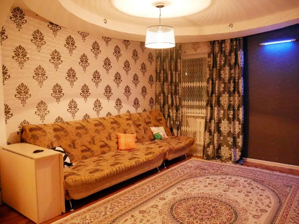 Алматы: Apartment on Abay 101