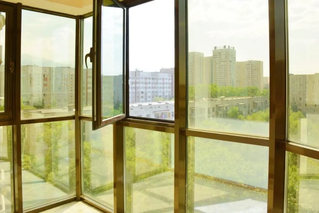 Алматы: New 2 room appartment in the center of Almaty 144