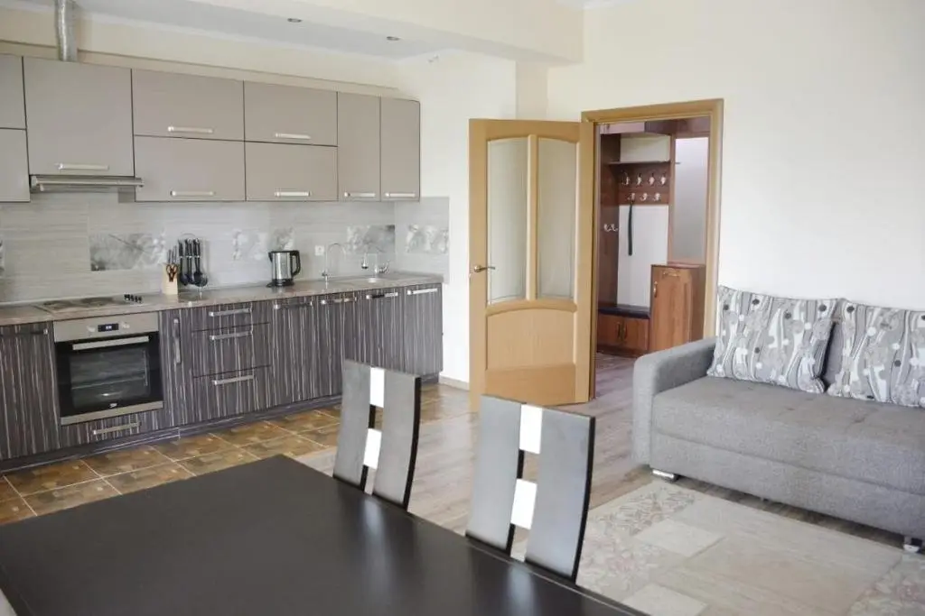 Алматы: New 2 room appartment in the center of Almaty 144