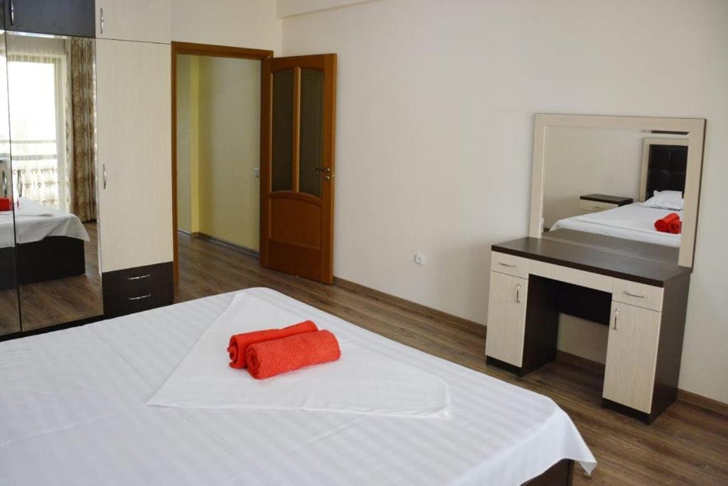 Алматы: New 2 room appartment in the center of Almaty 144