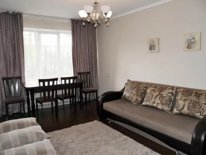 Алматы: Apartment on Satpaev 78