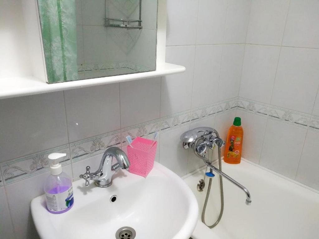 Алматы: Satpaeva 29B Rich House Almaty