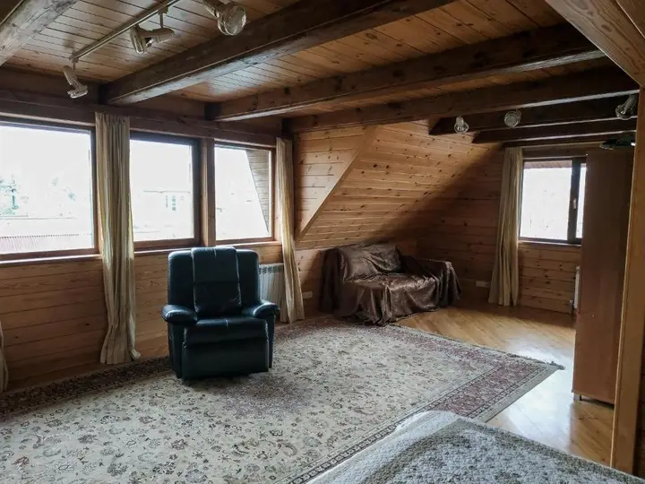 Алматы: Wooden Guest House