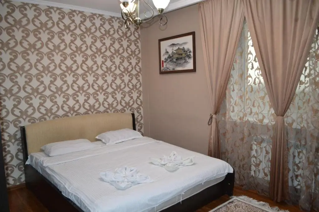 Алматы: Ahome 05 on Balzak street