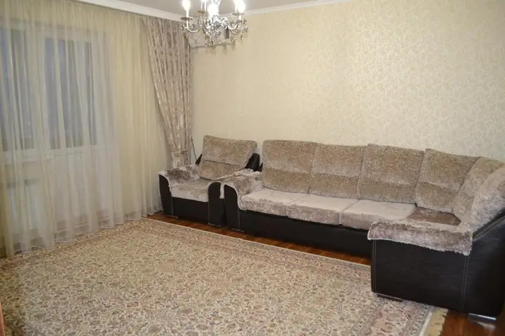 Алматы: Ahome 05 on Balzak street