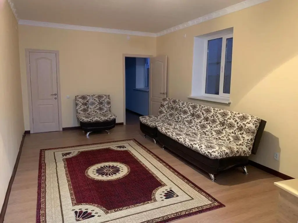 Атырау: Guest House On Geolog 2