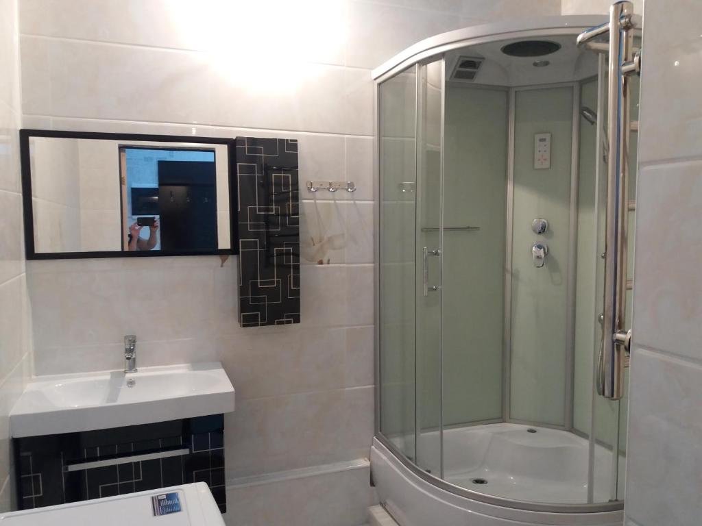Алматы: Apartment on Zharokov 137 7 floor