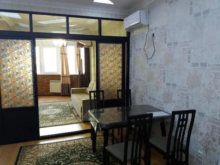 Алматы: Apartment on Zharokov 137 7 floor