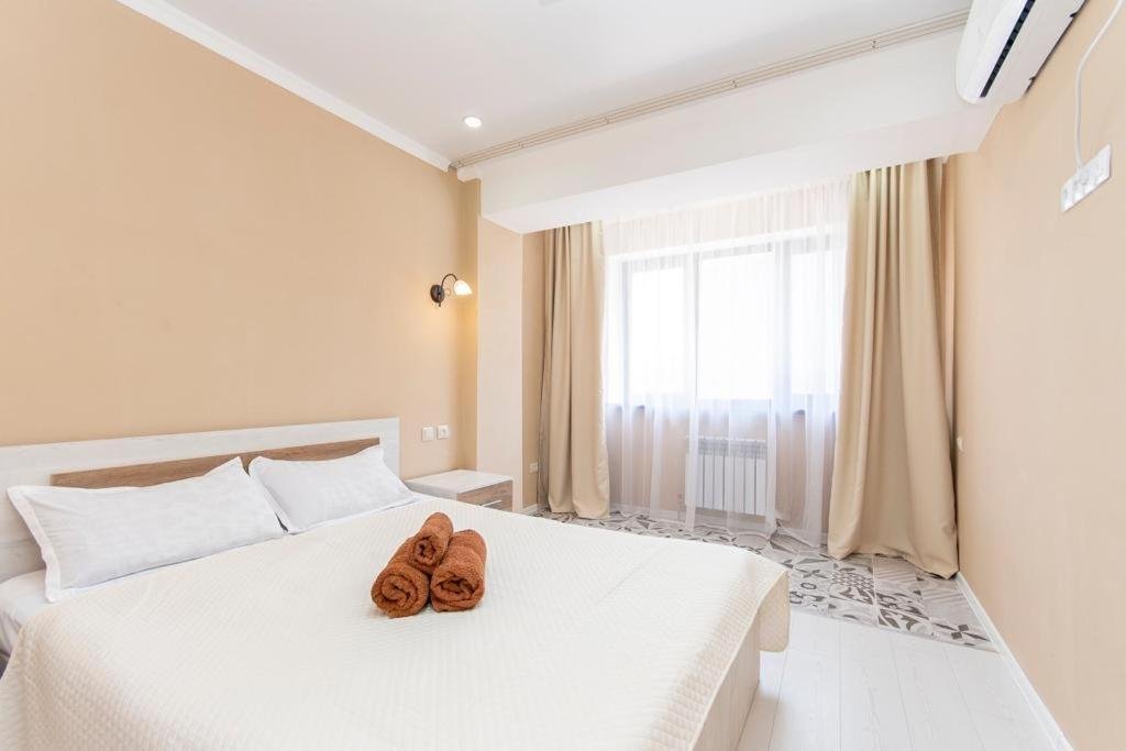 Алматы: Latifa Residence Apartment-2