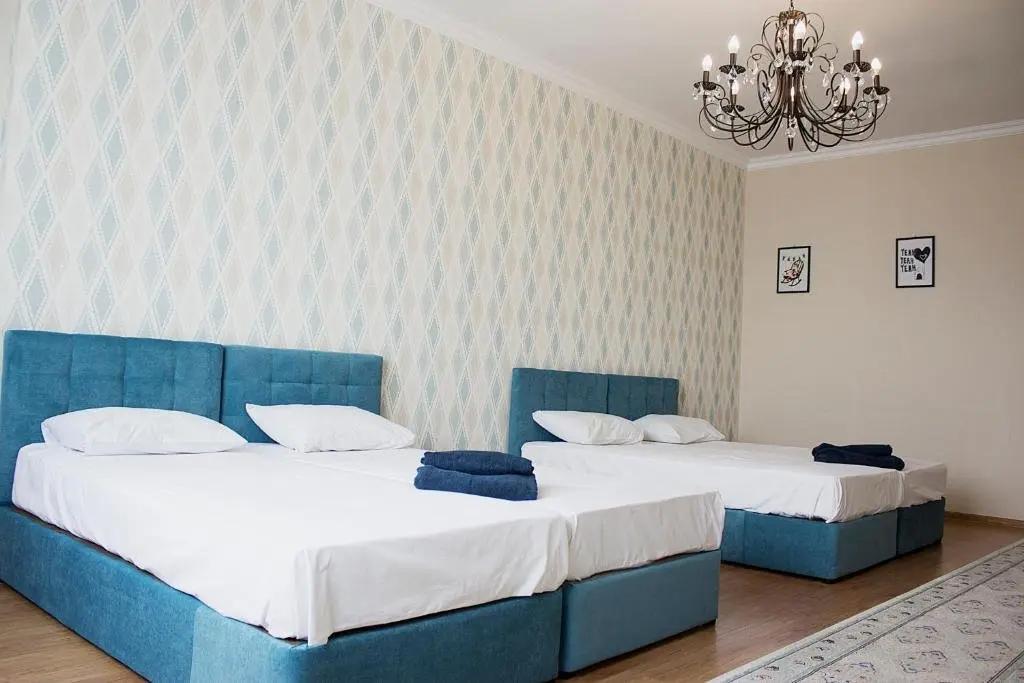 Алматы: Apartment on Gagarin 127/91(3)
