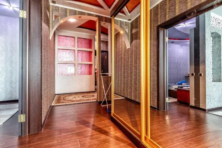 Астана: Apartament on Dostyq 5/1 flor,ap 35
