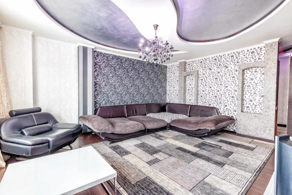 Астана: Apartament on Dostyq 5/1 flor,ap 35