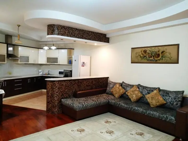 Алматы: Apartments Nurly Tau 5a
