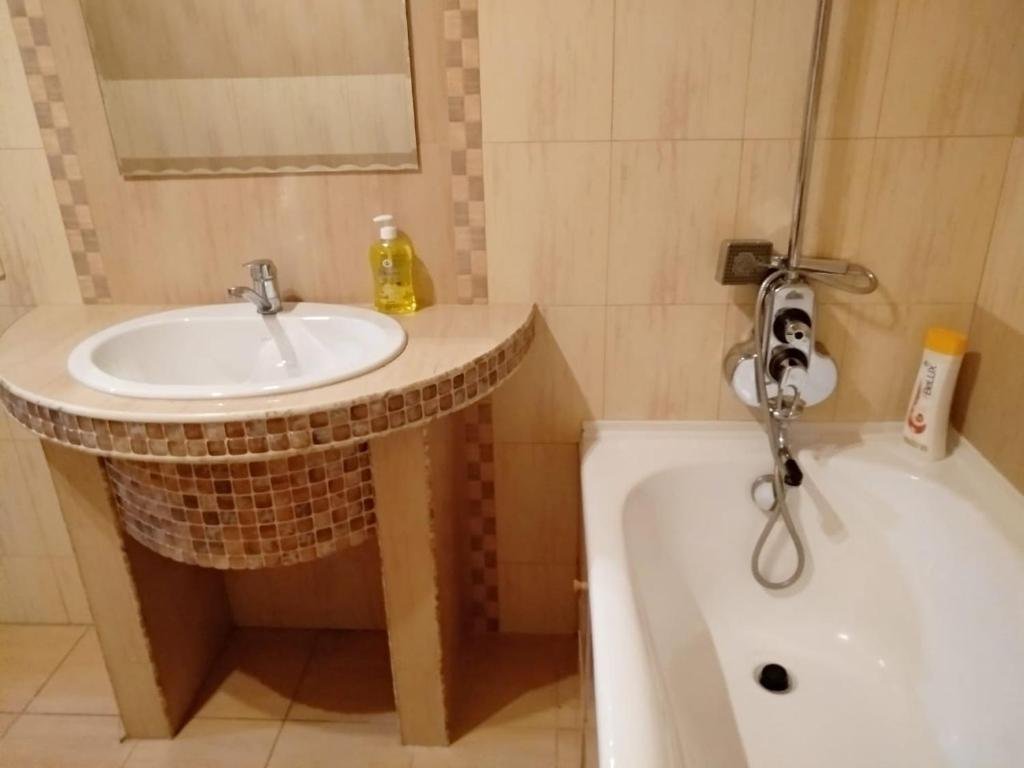 Алматы: Apartments Nurly Tau 5a