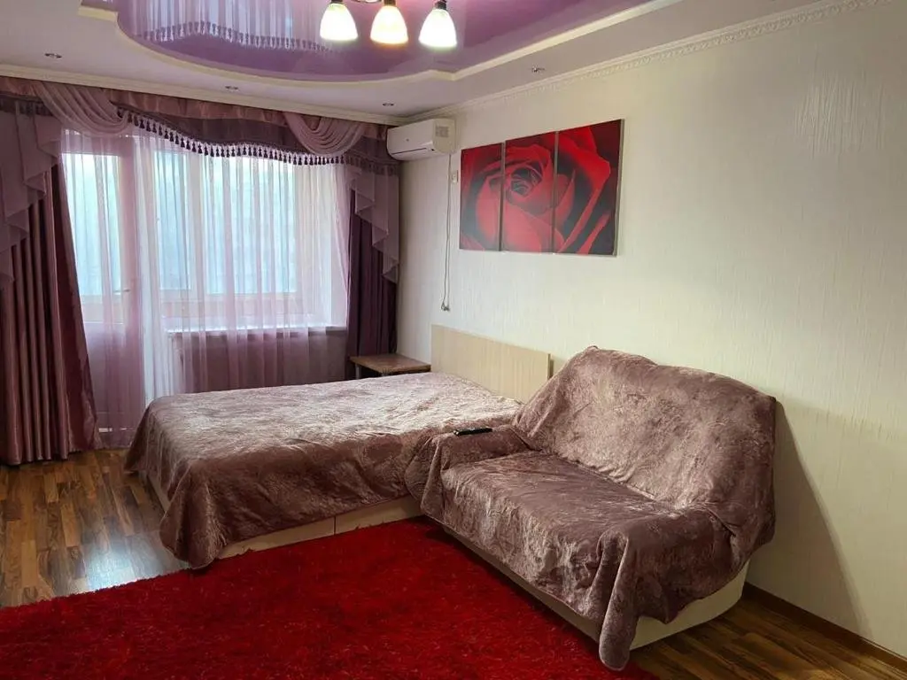 Астана: Apartments On Respublika Ave 28