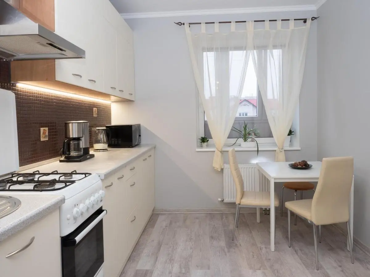 Калининград: Apartment on Krasnoselskaya