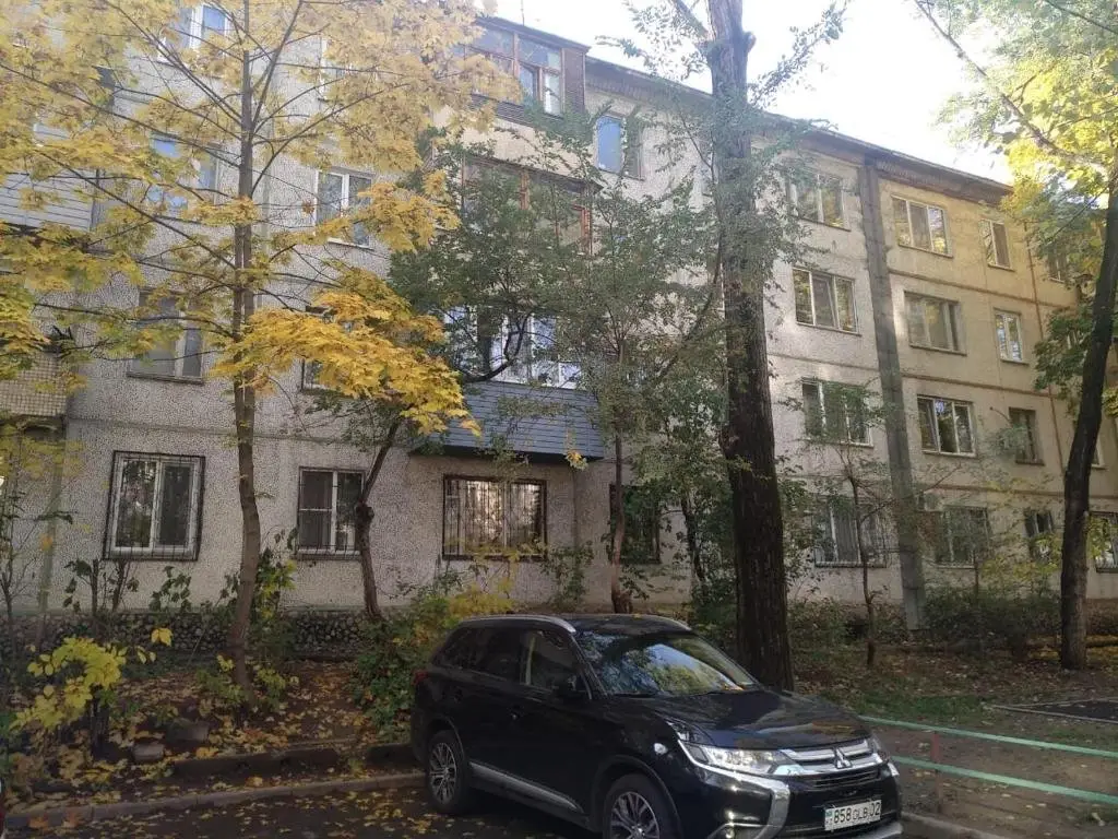 Алматы: Apartments Koktem-2-4