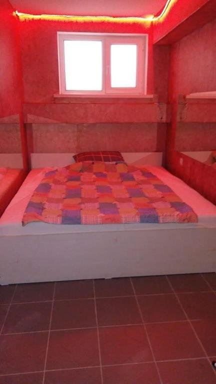 Алматы: Lastochka Guest House
