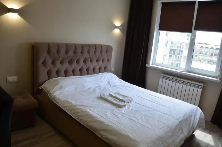 Алматы: Apartment in a golden square 142