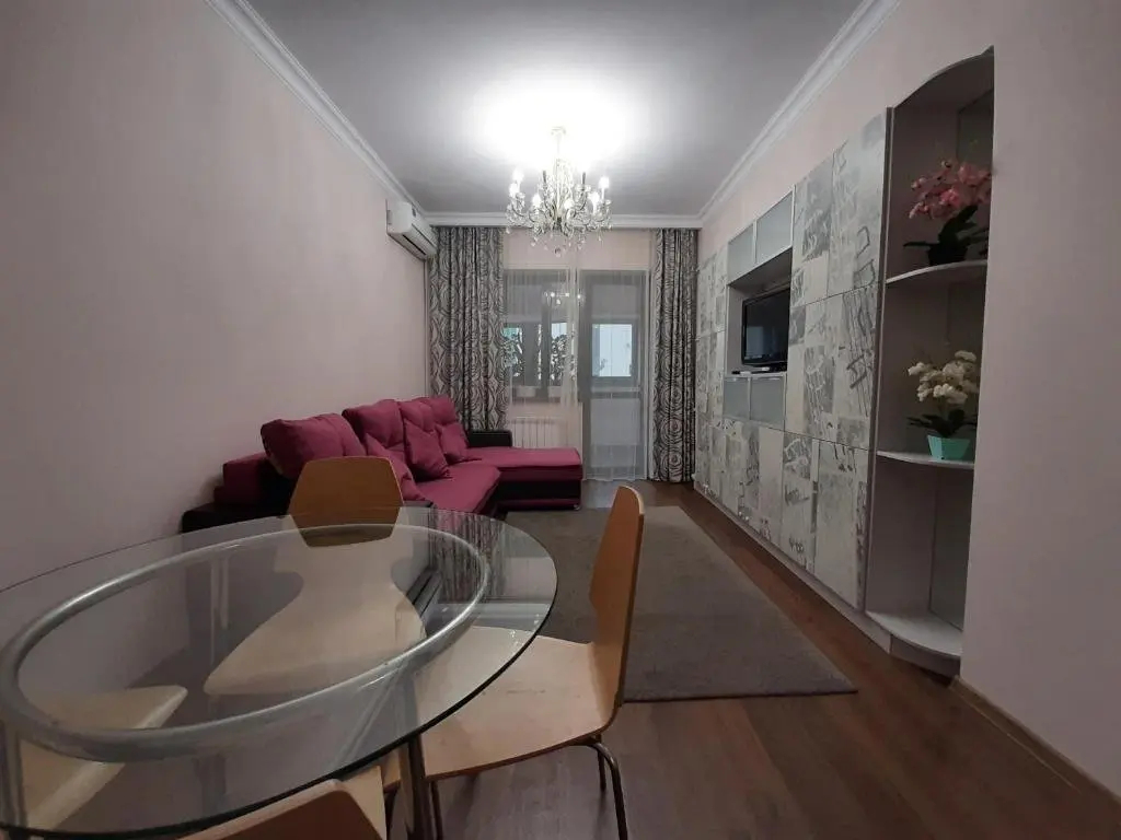 Алматы: 3 room apartment in the center of Almaty 89