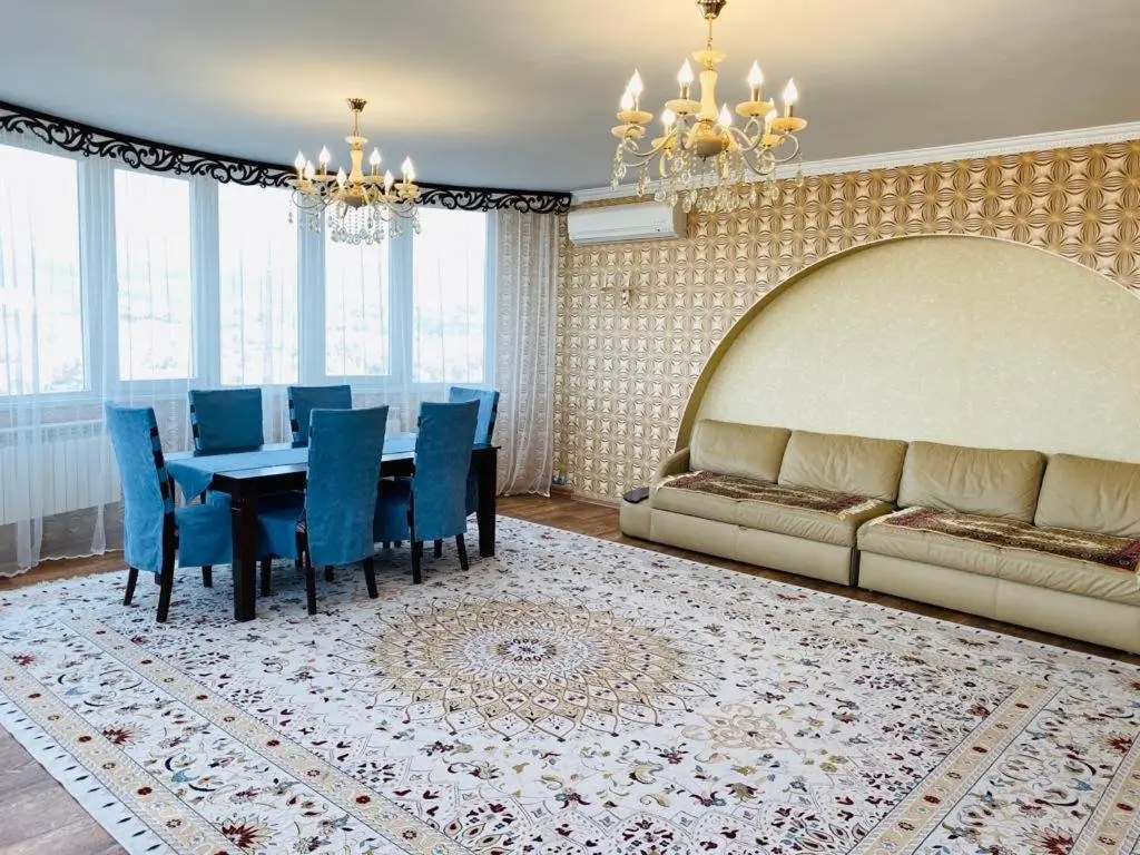 Алматы: Qazaq suite