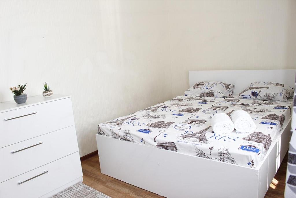 Алматы: Apartment on Samal 2-25