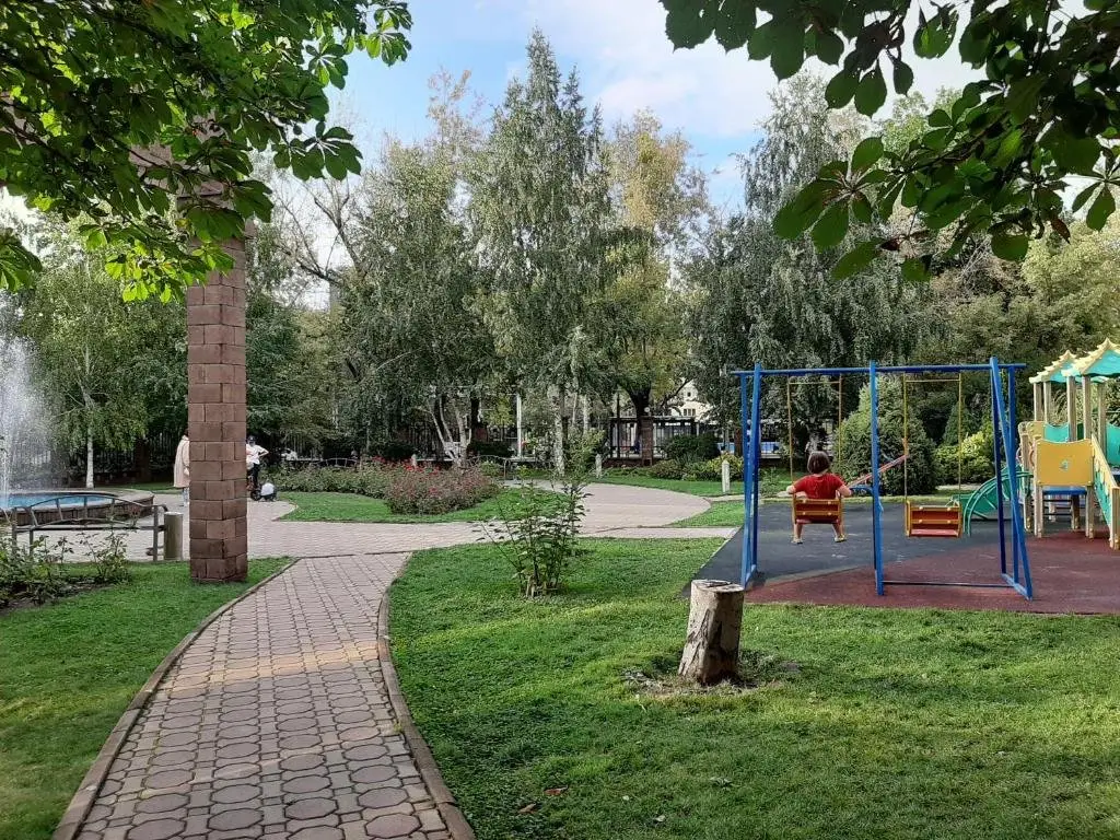 Алматы: Luxury 3 bedroom apartment in upscale complex