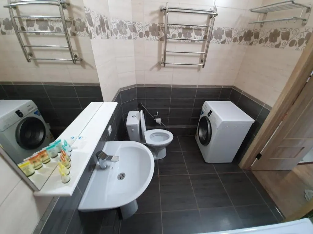 Алматы: Apartment with 1 bedroom Shakhristan