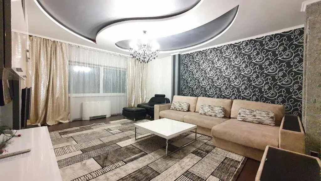 Астана: Northern Lights on the 35th floor with a chic view