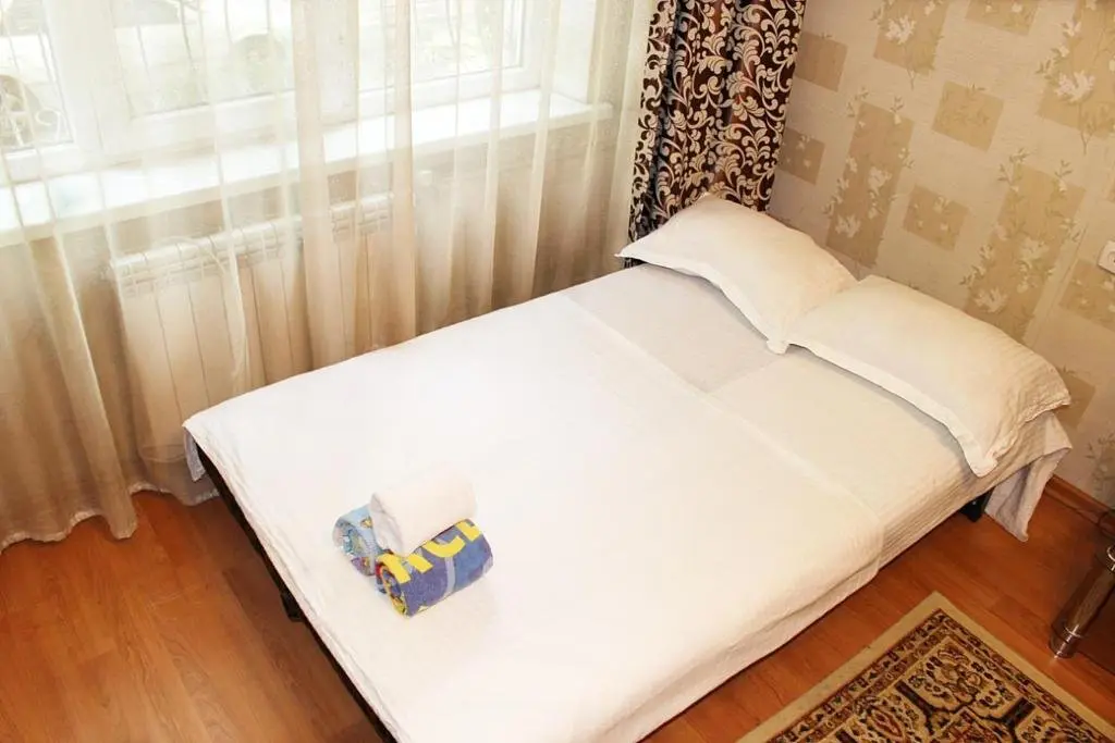 Алматы: Apartment on 20 Line, 44