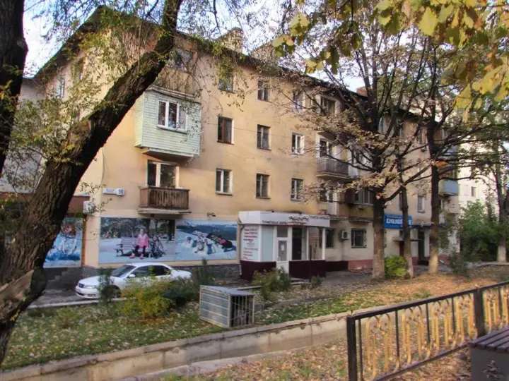 Алматы: Apartments Nauryzbai Batyr St 148