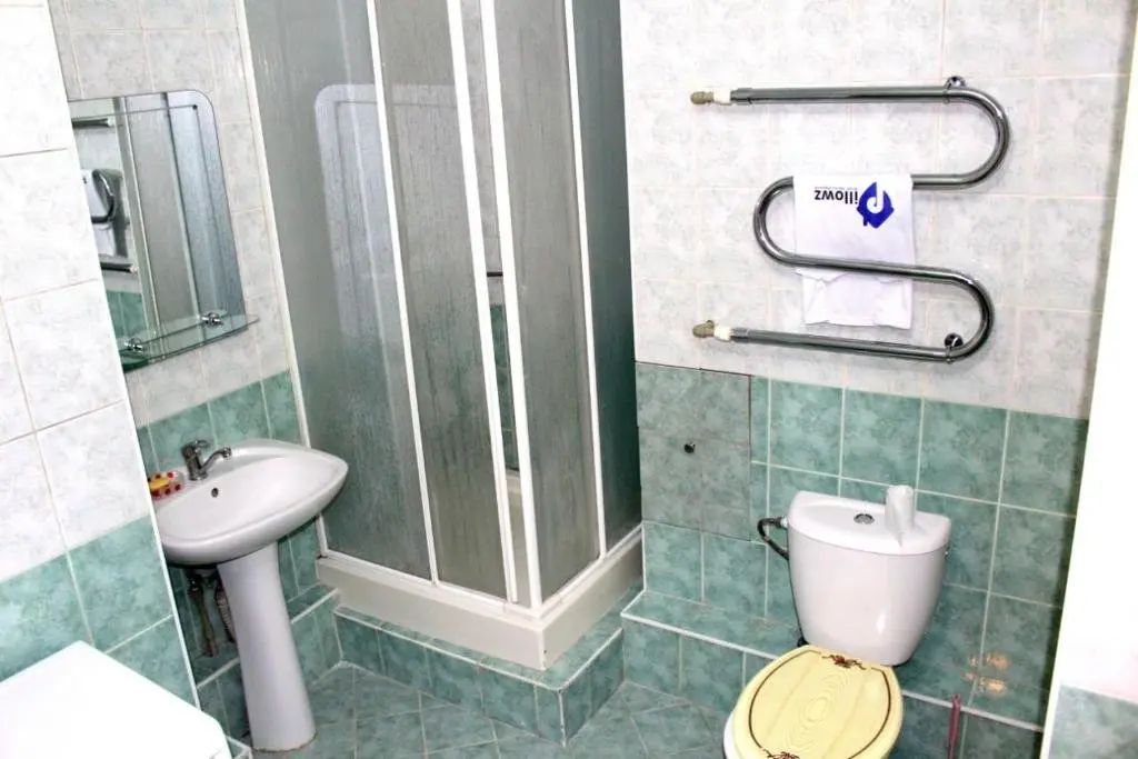 Алматы: Cozy 3 rooms apartment in the center of Almaty