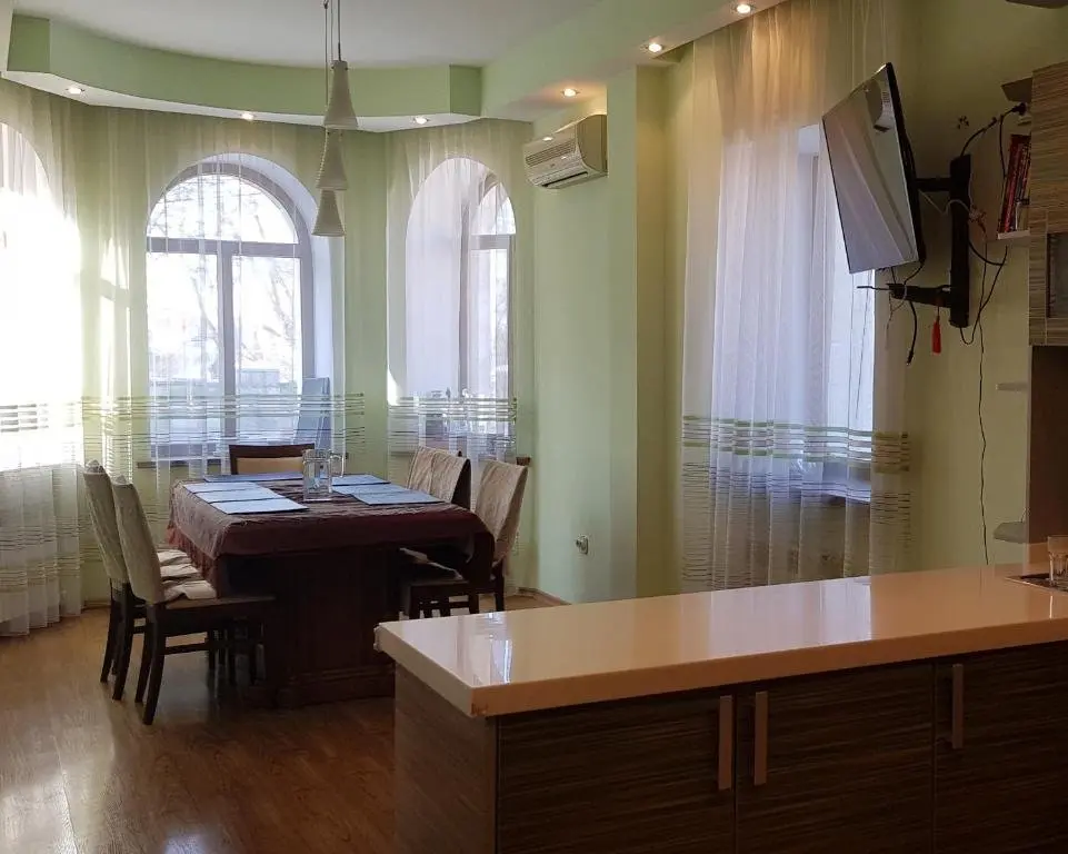 Алматы: ARMAN Guest house