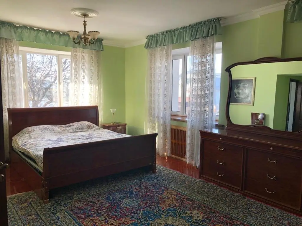 Алматы: Almaty Guest House