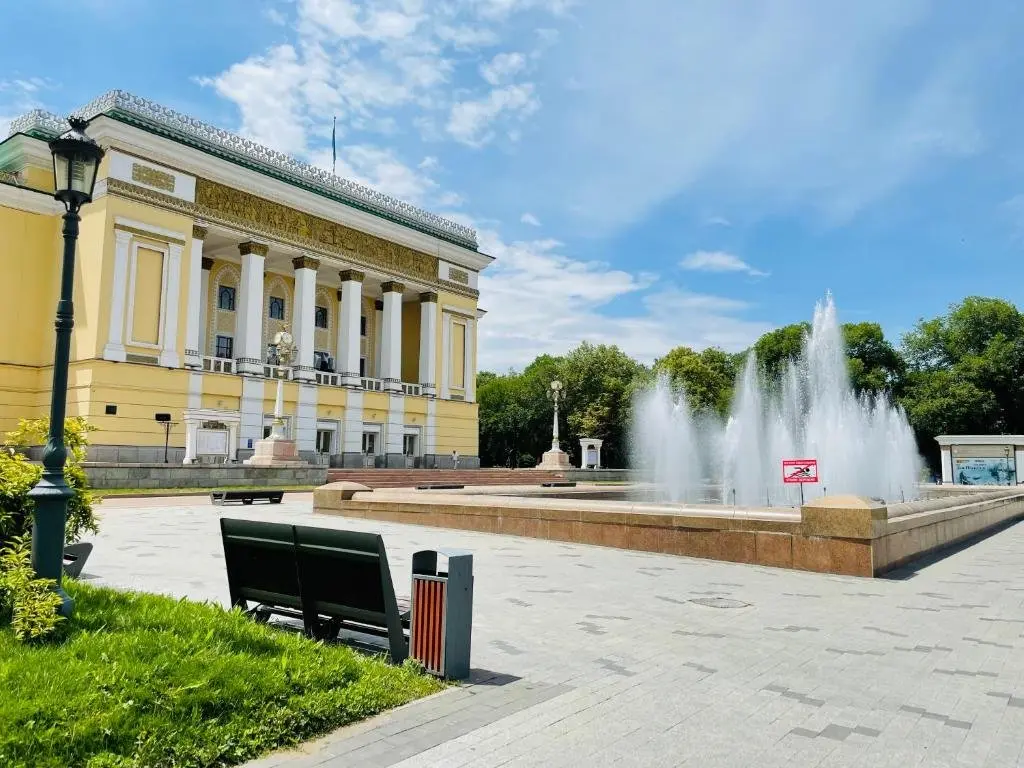 Алматы: Stylish studio apartment near Opera House