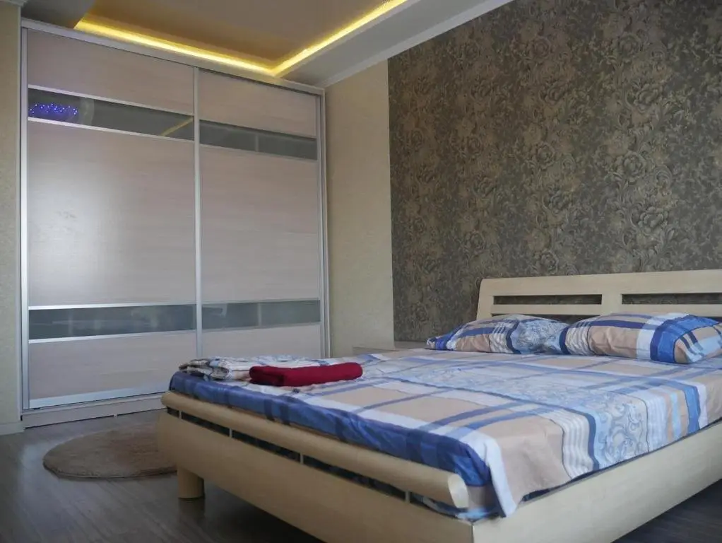 Алматы: Apartment with 1 bedroom Shakh 3