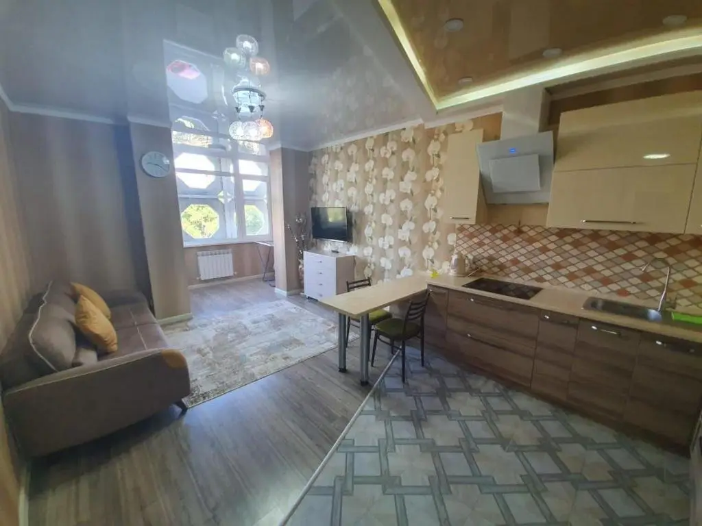 Алматы: Apartment with 1 bedroom Shakh 3