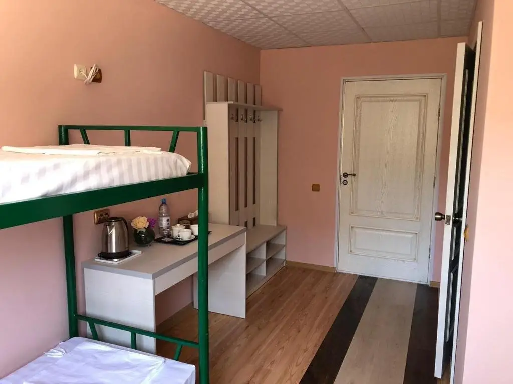 Актау: Hostel MANDARIN