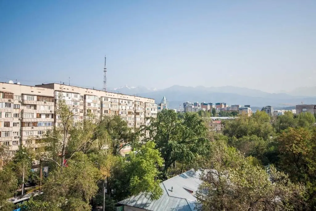 Алматы: Apartment on Seyfulina 589a