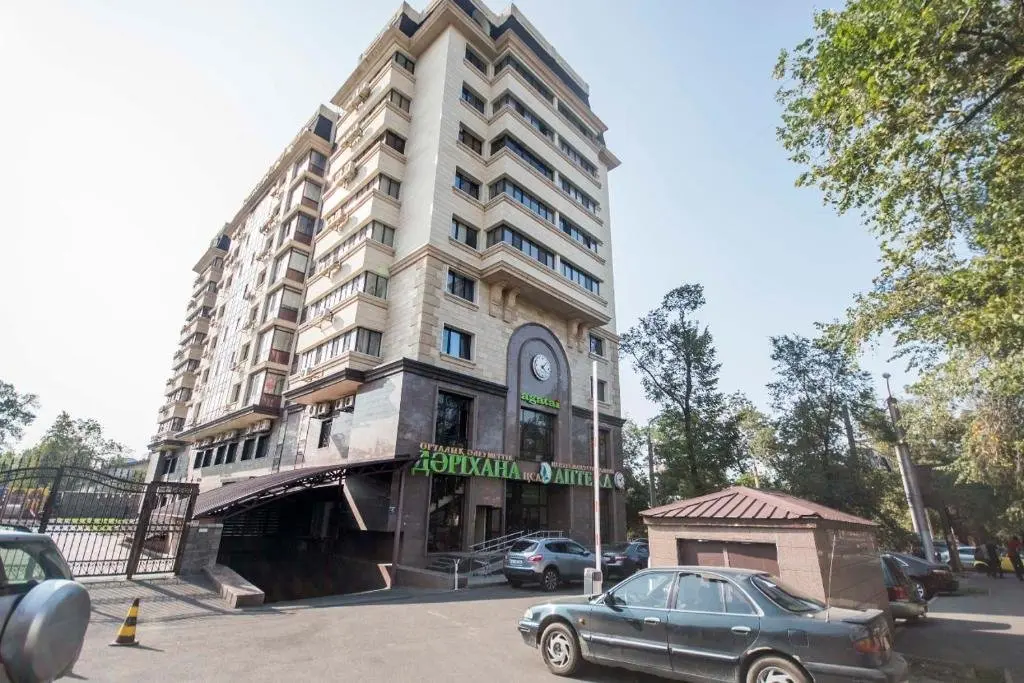 Алматы: Apartment on Seyfulina 589a