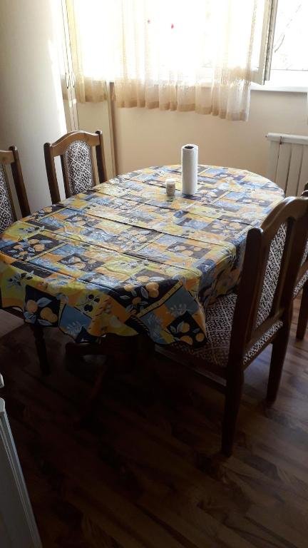 Алматы: Apartment On Utegen Batyra 108
